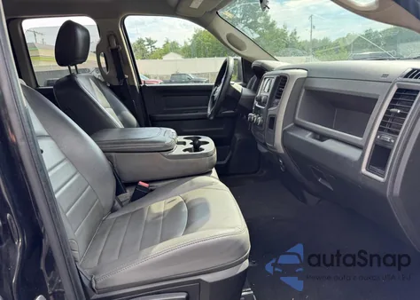 2016 Ram 1500 St z USA, uszkodzony, nr VIN 1C6RR7FG6GS402489